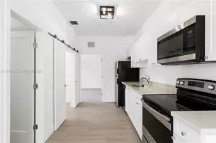 628 Santander Ave, Coral Gables, FL 33134 - Photo 8
