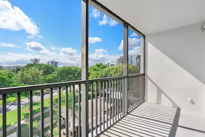3101 N Country Club Dr #504, Aventura, FL 33180 - Photo 16