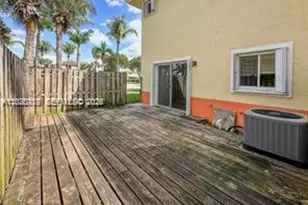 17866 NW 74th Ct, Hialeah, FL 33015 - Photo 40