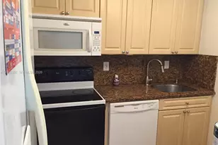 15570 SW 76th Ln, Miami, FL 33193 - Photo 8