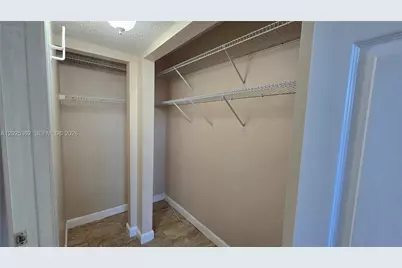 9230 Lagoon Pl #310, Davie, FL 33324 - Photo 16