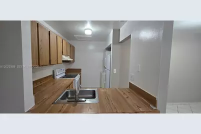 6660 W 26th Ct #23-17, Hialeah, FL 33016 - Photo 18