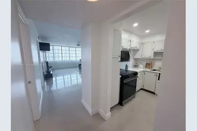 1825 S Ocean Dr #611, Hallandale Beach, FL 33009 - Photo 8