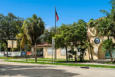 508 NE 67th St, Miami, FL 33138 - Photo 20