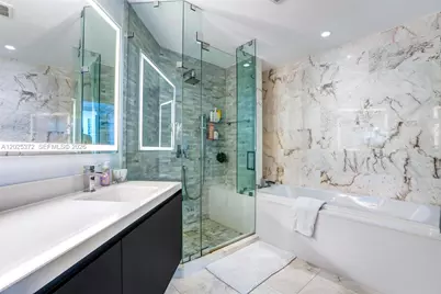 851 NE 1st Ave #3909, Miami, FL 33132 - Photo 18