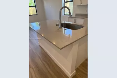 48 NW 10th Ter #48 D, Florida City, FL 33034 - Photo 6