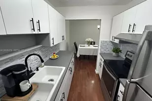 10834 N Kendall Dr, Miami, FL 33176 - Photo 10