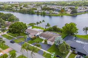 1620 NW 122nd Ave, Pembroke Pines, FL 33026 - Photo 38