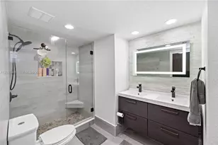 9046 NW 121st Terrace, Hialeah Gardens, FL 33018 - Photo 14