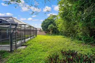 8475 NW 2nd Manor, Coral Springs, FL 33071 - Photo 48