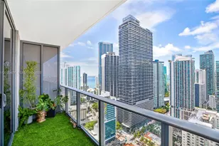 55 SW 9th St, Miami, FL 33130 - Photo 30