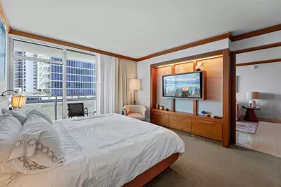 6801 Collins Ave #708, Miami Beach, FL 33141 - Photo 16