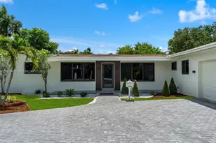 10825 SW 80th Ave, Miami, FL 33156 - Photo 2