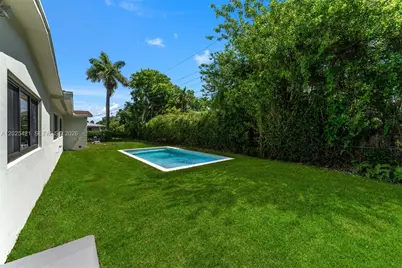 10825 SW 80th Ave, Miami, FL 33156 - Photo 22