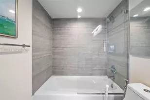 20505 E Country Club Dr, Aventura, FL 33180 - Photo 18