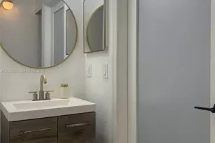 8135 NW 108th Ave, Doral, FL 33178 - Photo 8
