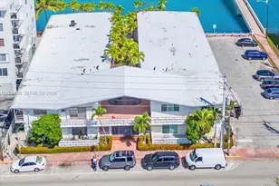 8040 Tatum Waterway Dr, Miami Beach, FL 33141 - Photo 14