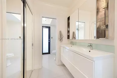 14700 Sailfish Dr, Coral Gables, FL 33158 - Photo 16