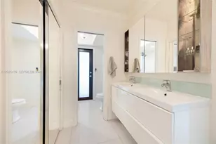 14700 Sailfish Dr, Coral Gables, FL 33158 - Photo 16