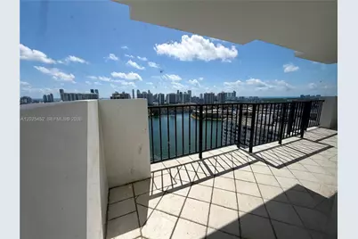 2750 NE 183rd St #PH10, Aventura, FL 33160 - Photo 16