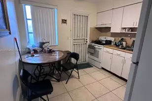 11016 SW 7th St, Miami, FL 33174 - Photo 8