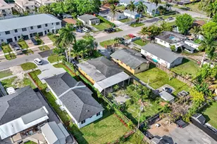 851 SW 1st St, Florida City, FL 33034 - Photo 32