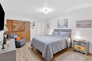 6705 Kingsmoor Way, Miami Lakes, FL 33014 - Photo 10