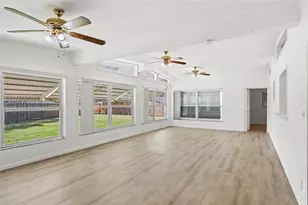 310 E Olive Ave, Port Saint Lucie, FL 34952 - Photo 10