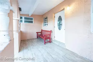 918 NW 13th Ct, Fort Lauderdale, FL 33311 - Photo 2
