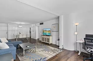 5005 Collins Ave, Miami Beach, FL 33140 - Photo 10