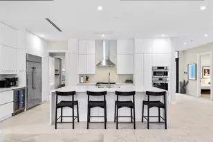 5753 SW 31st St, Miami, FL 33155 - Photo 10