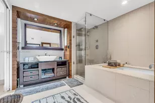 6801 Collins Ave, Miami Beach, FL 33141 - Photo 18