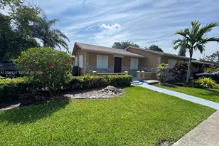 5844-5846 Pierce St, Hollywood, FL 33021 - Photo 2