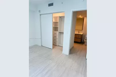 77 SE 5 #2307, Miami, FL 33131 - Photo 10