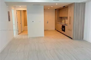 77 SE 5, Miami, FL 33131 - Photo 8