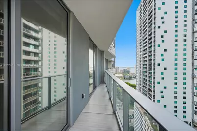 77 SE 5 #2307, Miami, FL 33131 - Photo 28