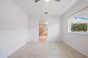 15721 NW 79th Ct, Miami Lakes, FL 33016 - Photo 38