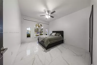 15721 NW 79th Ct, Miami Lakes, FL 33016 - Photo 10