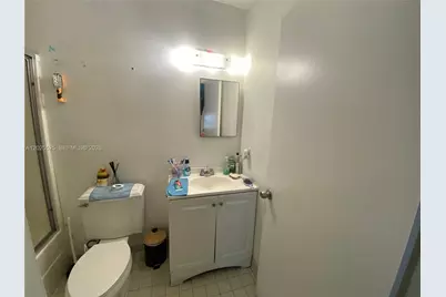 1702 S Dixie Hwy #15, Lake Worth, FL 33460 - Photo 6