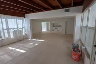 708 NE 4th St, Hallandale Beach, FL 33009 - Photo 2