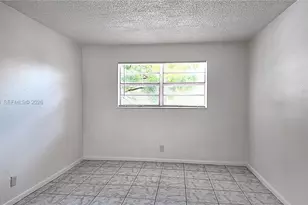 31 SE 2nd Ave, Hallandale Beach, FL 33009 - Photo 10