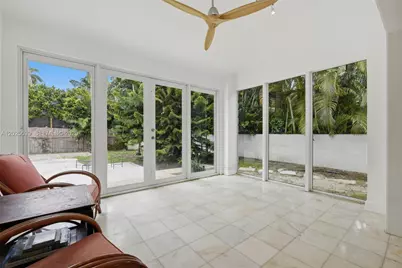 2535 Sunset Dr, Miami Beach, FL 33140 - Photo 20