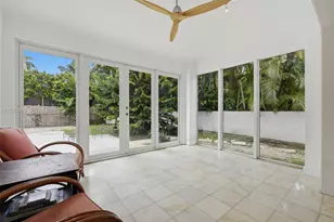 2535 Sunset Dr, Miami Beach, FL 33140 - Photo 20