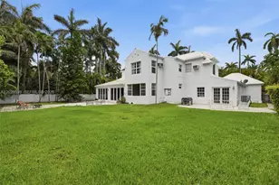 2535 Sunset Dr, Miami Beach, FL 33140 - Photo 6