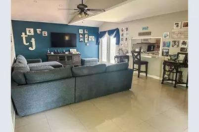21705 SW 99th Ave, Cutler Bay, FL 33190 - Photo 4