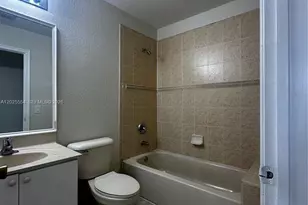2718 SE 15th Pl, Homestead, FL 33035 - Photo 12
