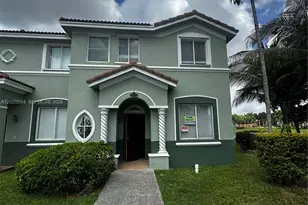 2718 SE 15th Pl, Homestead, FL 33035 - Photo 2