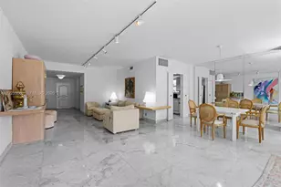 4925 Collins Ave, Miami Beach, FL 33140 - Photo 4