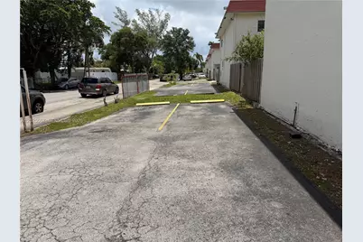 1450 NE 151st St #101, Miami, FL 33162 - Photo 20