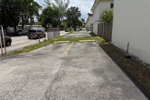 1450 NE 151st St, Miami, FL 33162 - Photo 20